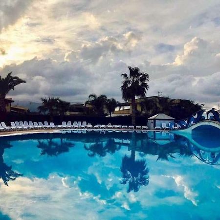 Mare Luna Village Campofelice Di Roccella Extérieur photo