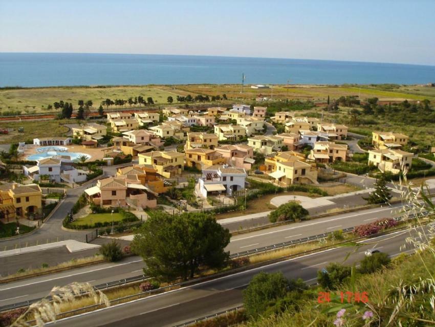 Mare Luna Village Campofelice Di Roccella Extérieur photo